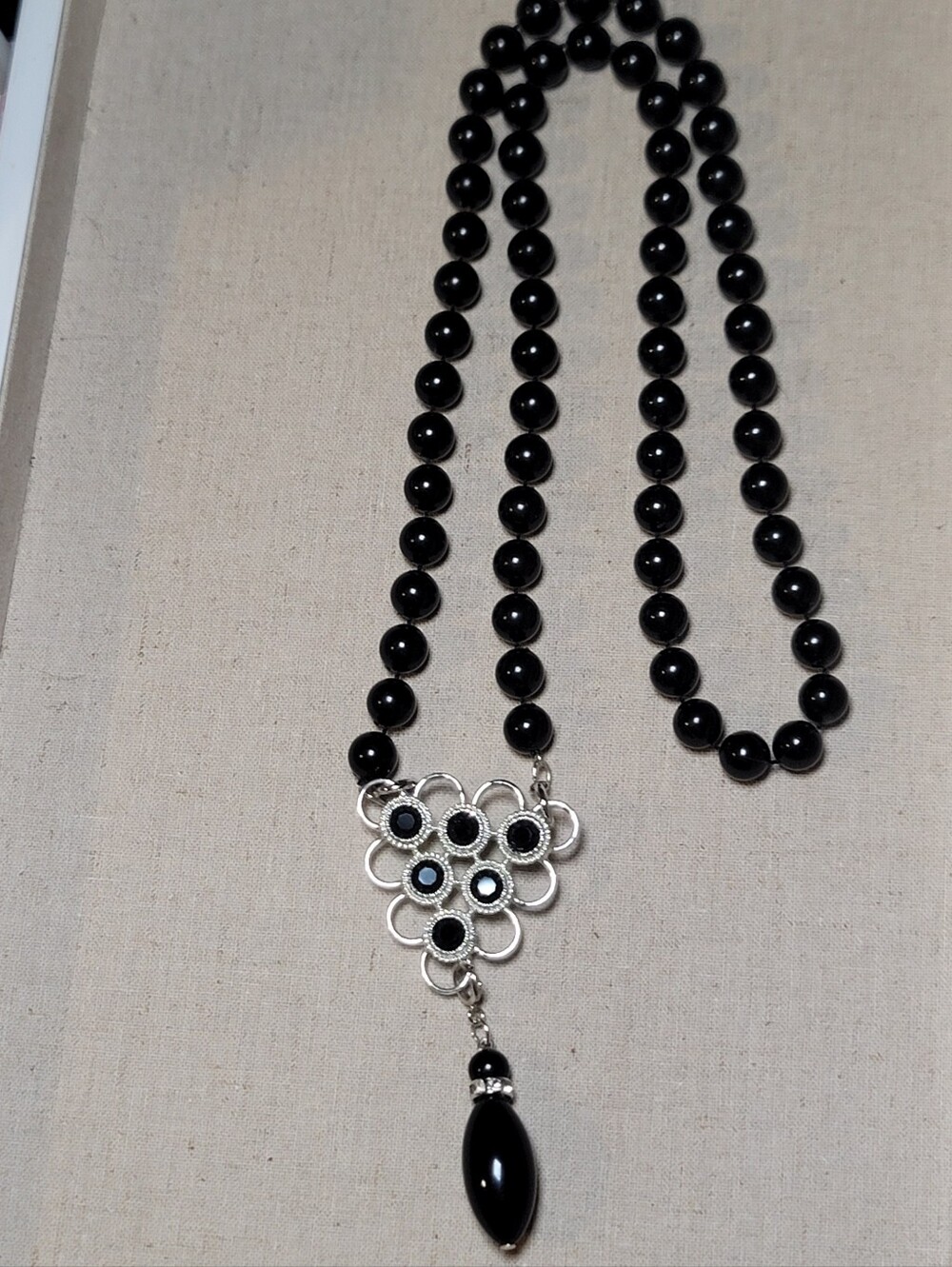 Sarah Coventry "Black Charmer" Convertible Beaded Necklace w/ Silver Pin/Brooch